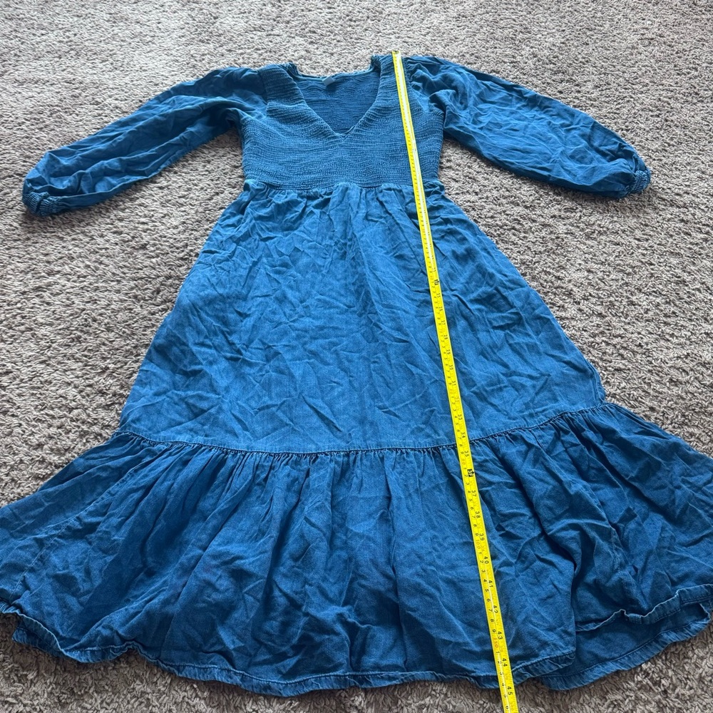 Old Navy Smocked Bodice Midi Dress Tiered Denim Lyocell Medium M - Picture 7 of 9